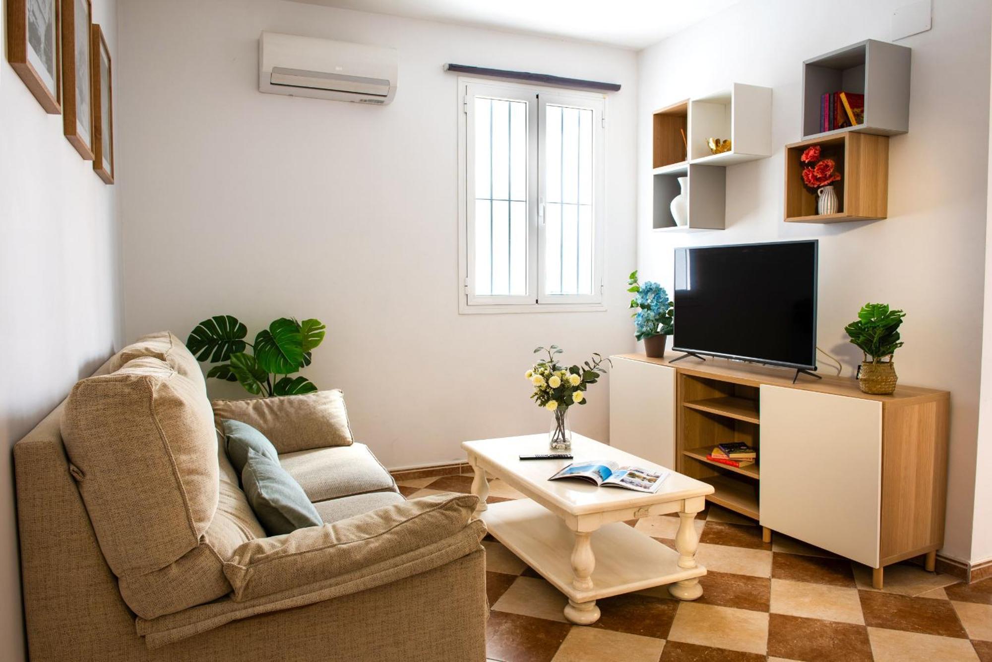 Echo Suites Nervion Sevilla Buitenkant foto